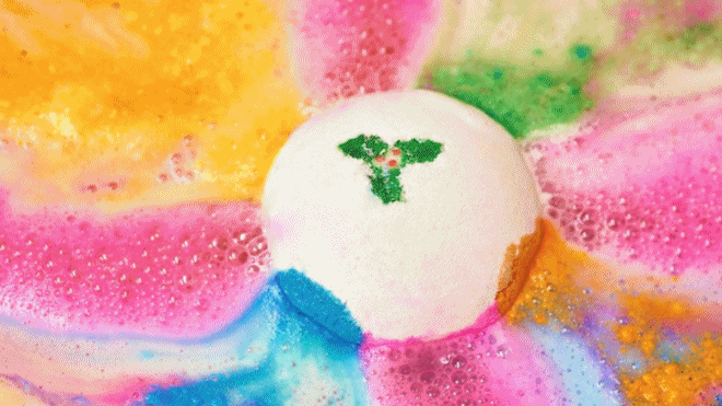 Lily Maymac đã cùng nhãn hàng nào 'đánh gục' giới trẻ trong tháng này? Ảnh 2