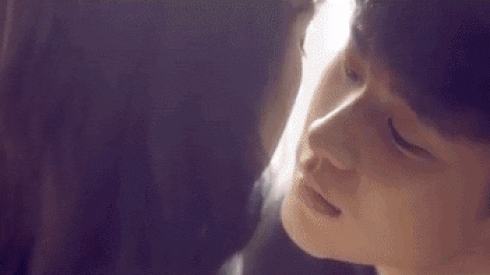 Yêu không thành trên phim, IU và Kim Soo Hyun lại quá đẹp đôi trong MV thế này! Ảnh 2