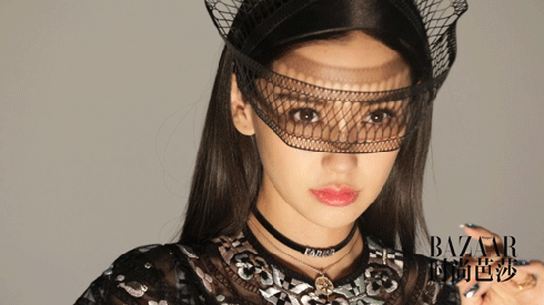 Angelababy tung hình ảnh 'chất lừ' mặc thị phi vây quanh Ảnh 2