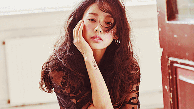 Khó cưỡng trước vẻ gợi cảm của Lee Hyori trong lần tái xuất mới nhất Ảnh 2