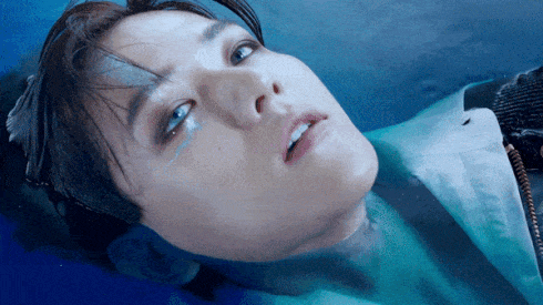 Lại là 'trùm cuối' Baekhyun (EXO): Vài giây đằm mình dưới nước cũng đủ để fan bấn loạn Ảnh 2