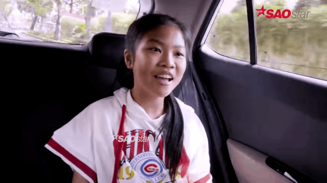 Ngẫu hứng cover 91 giây 'Em gái mưa' trên xe, Như Ngọc xứng đáng với biệt danh 'tiểu Diva' từ Hương Tràm Ảnh 2