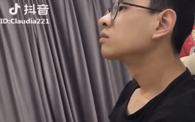 Ai bảo con gái sinh ra đã là người tình kiếp trước của bố, giờ mẹ làm gì cũng 'ra rìa' Ảnh 2