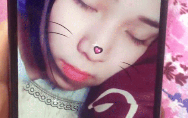 Hội chị em sáng tạo ra trò 'trừng trị' kẻ thích tò mò, săm soi điện thoại người khác Ảnh 2