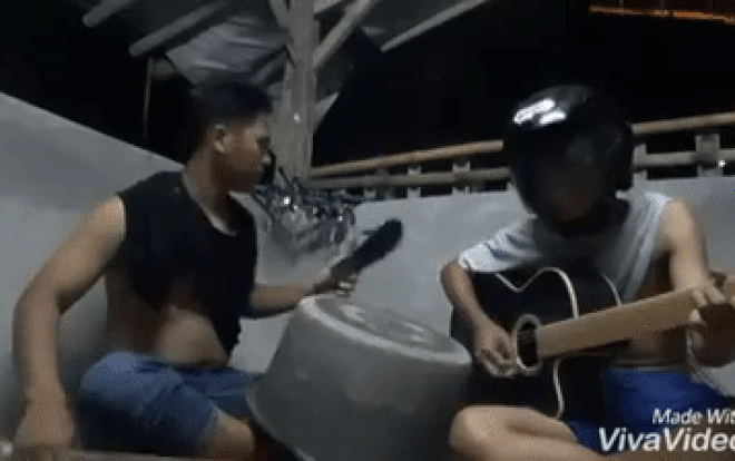 Clip: Dùng đầu tạo tiếng bass, chàng trai khiến cư dân mạng 'ung đầu' Ảnh 2