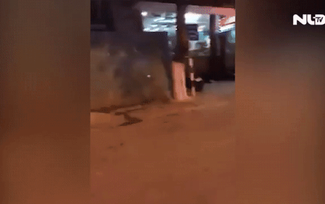 Không đồng ý trả tiền theo hóa đơn, nhóm khách Trung Quốc lao vào ẩu đả với nhân viên nhà hàng Ảnh 2