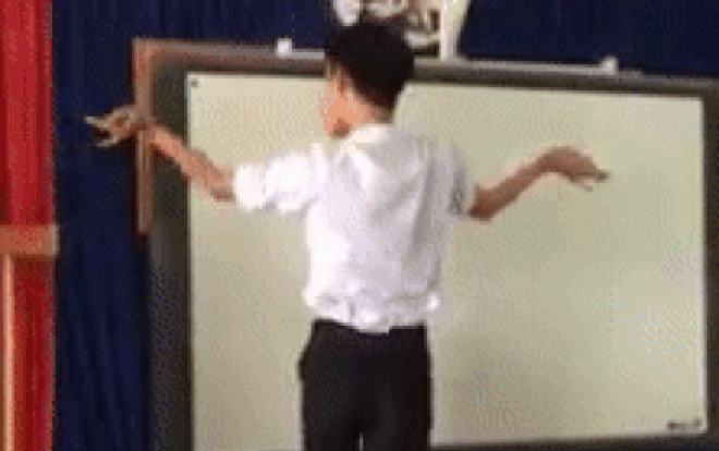 Màn biểu diễn 34 giây của nam sinh 'không xương' khiến dân mạng trầm trồ Ảnh 2