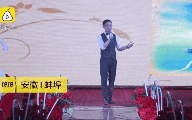 Đang yên lành, trần nhà bất ngờ rơi xuống giữa đám cưới Ảnh 2