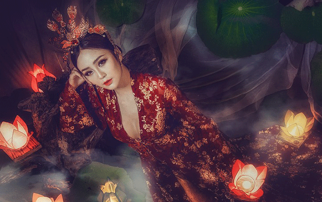 Hoa khôi Nam Bộ Hải Yến đẹp ma mị khi hóa thành Phú Sát Hoàng Hậu nhân dịp Trung Thu Ảnh 2
