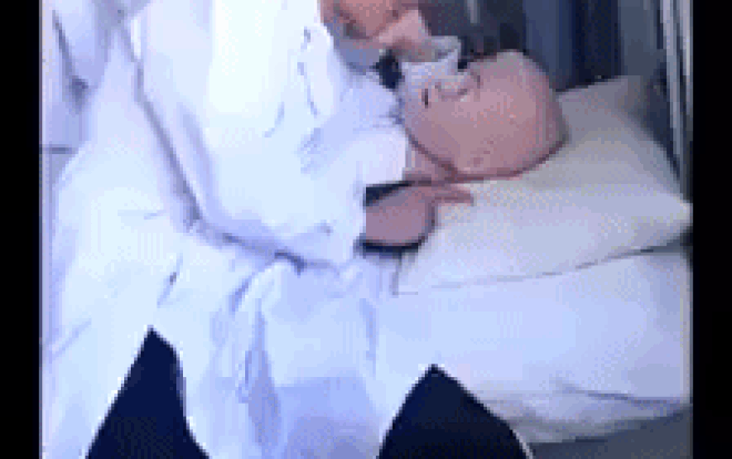 Đỉnh cao F.A chỉ có ở sinh viên ngành Y siêu bận rộn: Không có thời gian 'tán gái' nên đành yêu ngay mô hình giải phẫu Ảnh 2