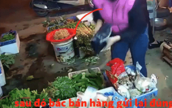 Clip bóc phốt tráo tiền 500k và 20k cực kì tinh vi Ảnh 2
