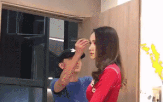 Cư dân mạng đang truyền tay nhau tạo hình MV nhạc Xuân 2019 của Hương Giang? Ảnh 2