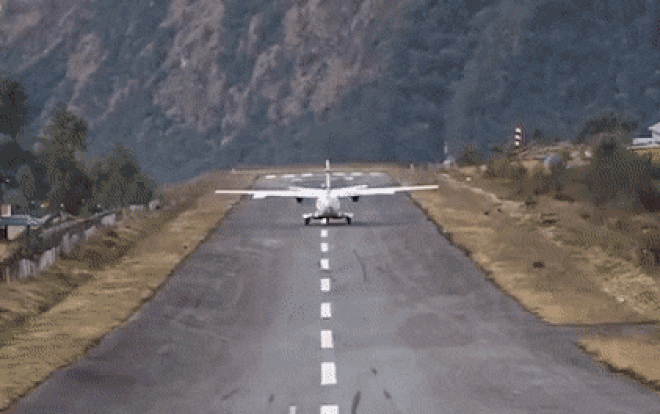 Pha cất cánh ‘thót tim’ của máy bay ở đường băng nguy hiểm nhất thế giới Ảnh 2