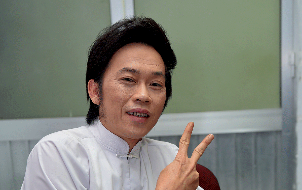 Hoài Linh hạnh phúc đón tuổi mới bên món quà ý nghĩa của con trai Thành Vinh Ảnh 2