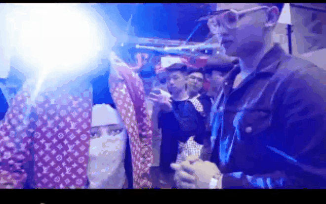 Choáng với những vụ bóc giá khoe đồ bạc tỷ của 'hội con nhà giàu' Việt Ảnh 2