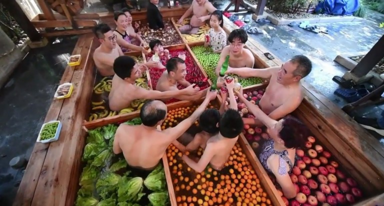 Lẩu người 2