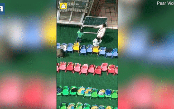 Dùng thước vụt học sinh, giáo viên mầm non bị sa thải Ảnh 2