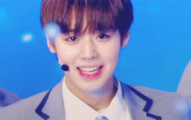 Đố có ai trong PRODUCE X 101 tái hiện được màn ending thần thánh của 'tiên tử nháy mắt' Park Ji Hoon (WANNA ONE) đấy? Ảnh 2