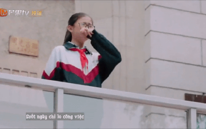 Lời thổ lộ nhói lòng của bé gái chỉ gặp ba mẹ vài lần một tháng trong 'Thiếu niên nói' khiến triệu người xúc động Ảnh 2