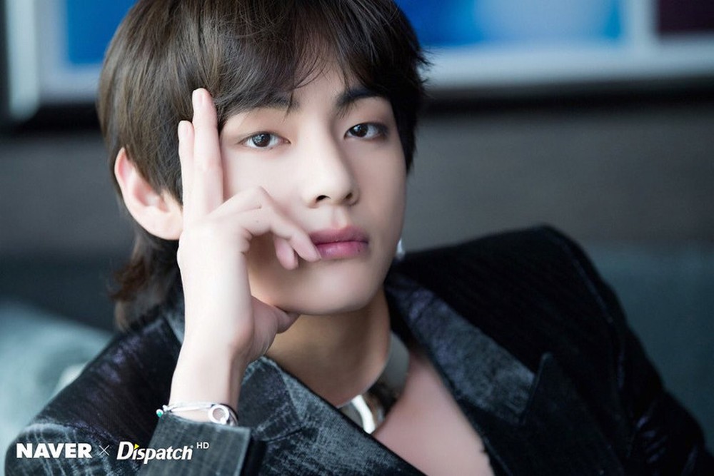 Bts V Một Lần Nữa Giành Được Danh Hiệu 'Chàng Trai Đẹp Nhất Thế Giới'