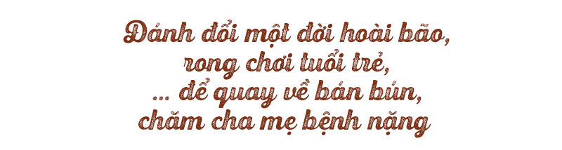 Chuyện chị Dzú độc thân vui tánh Sài Gòn: Gác lại mọi hoài bão, ước mơ để quay về bán bún lề đường, chăm mẹ cha bệnh nặng