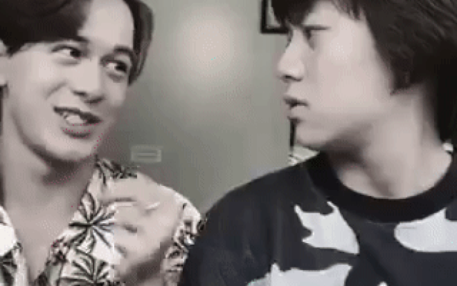 Dương và Bảo của 'Về nhà đi con' lại khiến fans rần rần 'đẩy thuyền' khi cùng nhau cover nhắng nhít ca khúc 'Anh nhà ở đâu thế' Ảnh 2