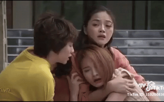 Hé lộ những khoảnh khắc Thư 'Về nhà đi con' chính là người sẽ phải rơi nước mắt liên tục trong cuộc hôn nhân của mình Ảnh 2