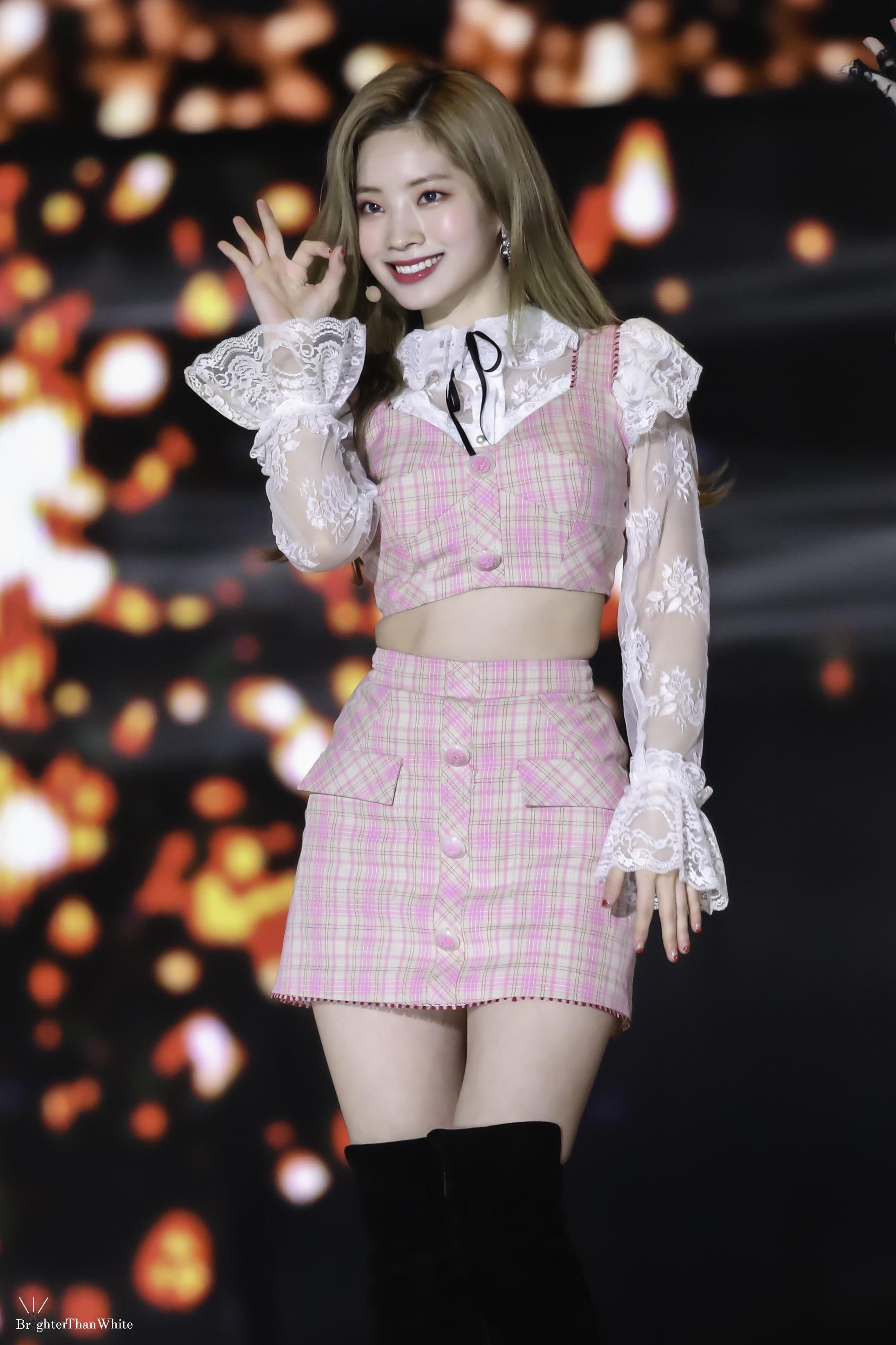 Bí quyết dưỡng da của cô gái da đẹp nhất nhì KPop Tưởng không dễ mà dễ  không tưởng