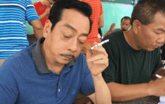 Xem hậu trường cảnh ông Luật khóc, khán giả gật gù: Hoàng Dũng được danh hiệu NSND quá xứng đáng! Ảnh 2