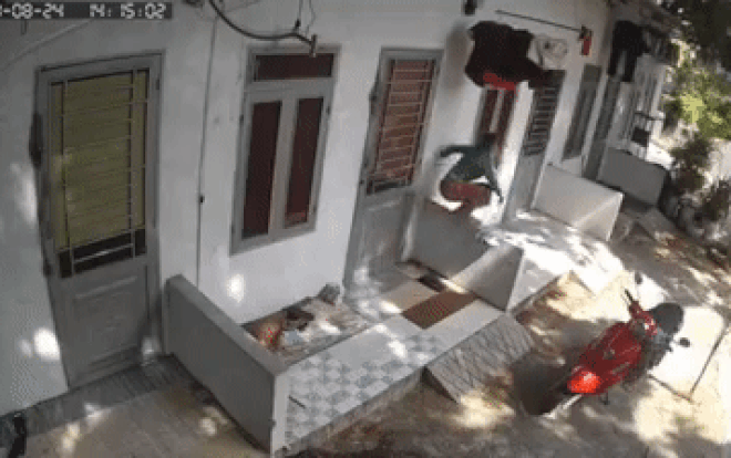 Bức xúc vì trời mưa không có đồ mặc còn bị mất quần áo, nữ sinh viên cầu cứu CĐM truy tìm danh tính 'hotgirl' trộm vặt Ảnh 2