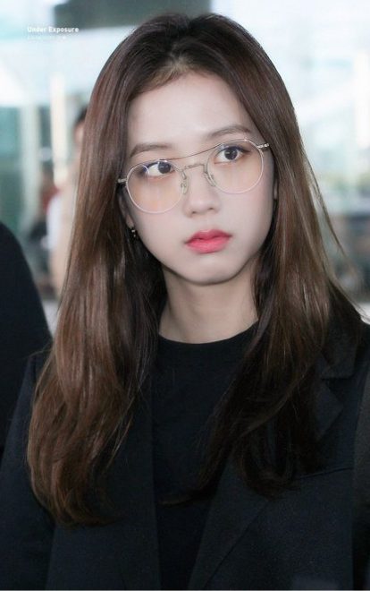 Blackpink Jisoo xinh đẹp nhưng gu thời trang nhạt nhẽo không ai bằng