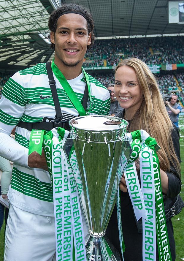 Van Dijk và chuyện tình đẹp như mơ với cô vợ giàu có - Saostar.vn