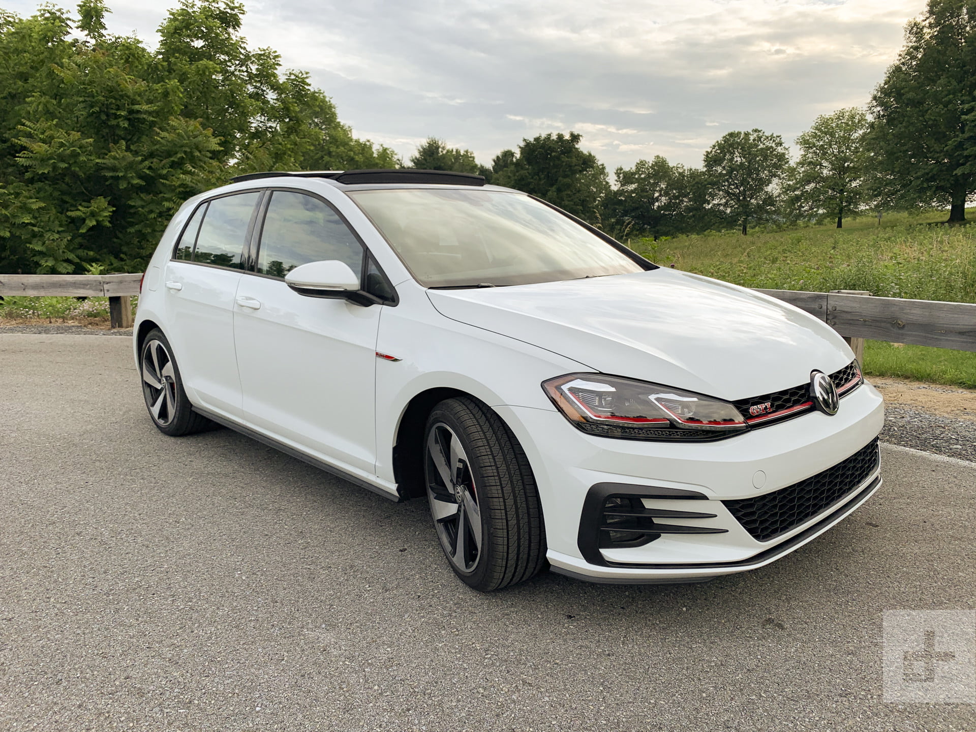 10 xe cỡ nhỏ tốt nhất năm 2019