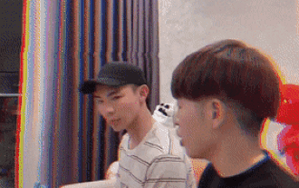 Clip: Đức Phúc khẳng định 'Hết thương cạn nhớ' là bản hit đình đám và phản ứng 'khó đỡ' của Erik Ảnh 2