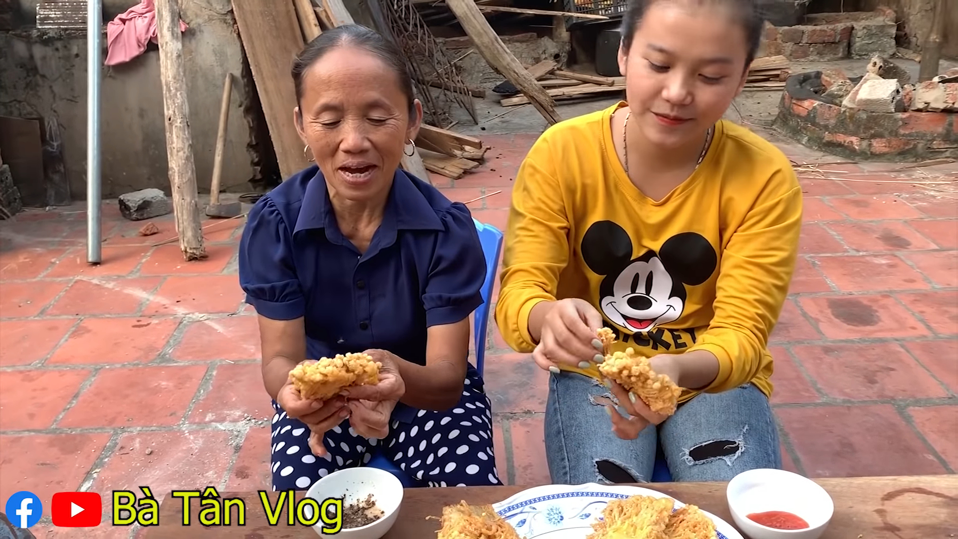 Bà Tân Vlog