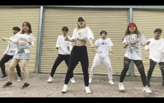 Uni5 và LipB tự nhận là… '7 chị em siêu nhân' khi dance cover ca khúc của đàn anh Song Luân Ảnh 2