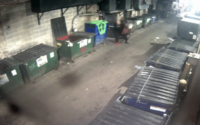 Nữ du khách tố bảo vệ quán bar chỉ đứng nhìn khi cô bị tấn công tình dục Ảnh 2