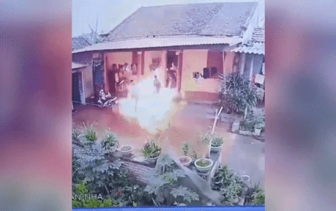 Bị đề nghị ly hôn, con rể cầm can xăng đốt nhà bố vợ Ảnh 2