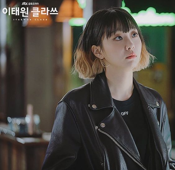 Cô gái ấy mới chỉ đôi mươi và đã nếm đủ bao nhiêu hỉ nộ ái ố cuộc đời