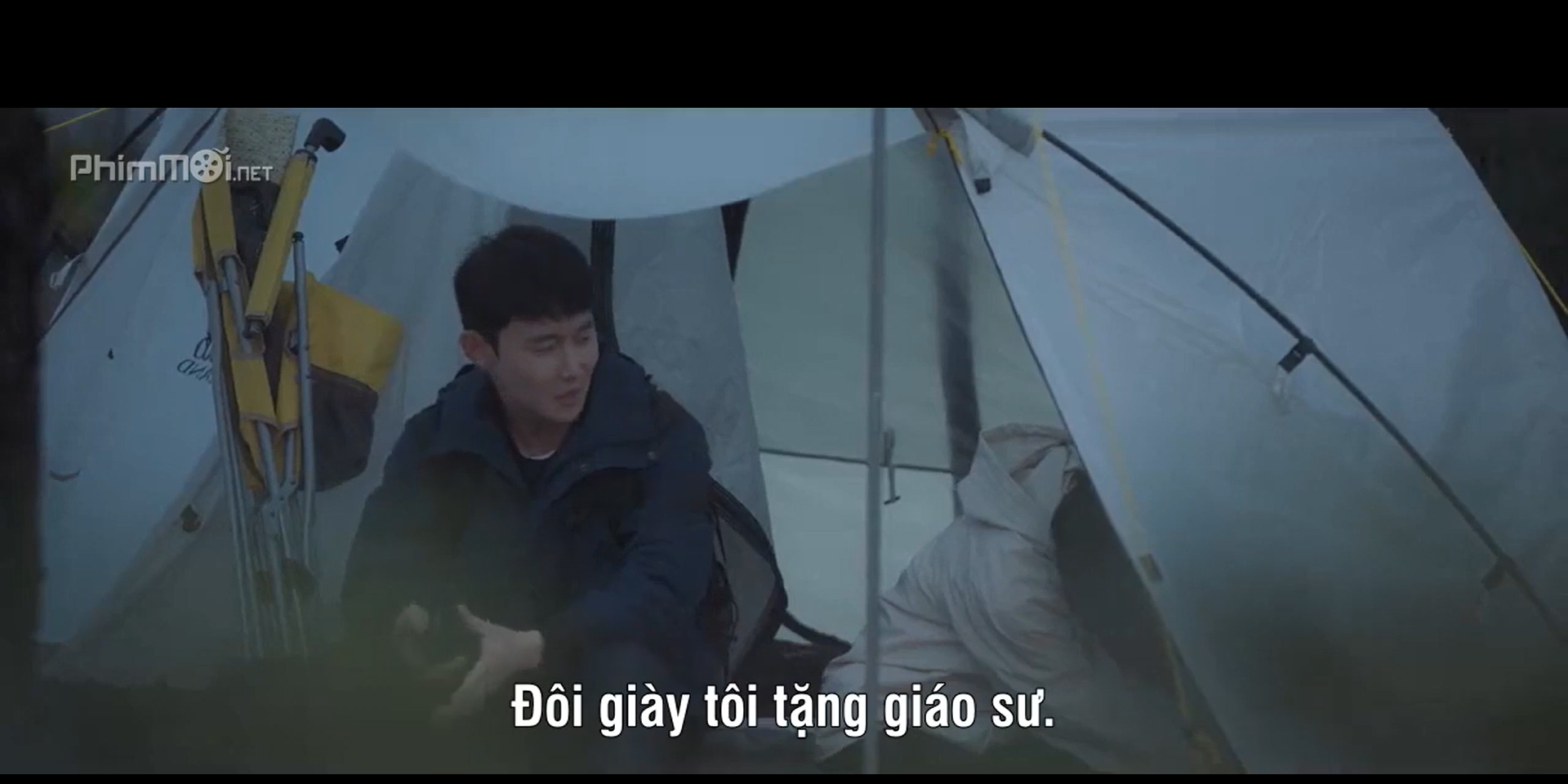 Và chỉ có một người tới là bác sĩ Ahn Chi Hong 