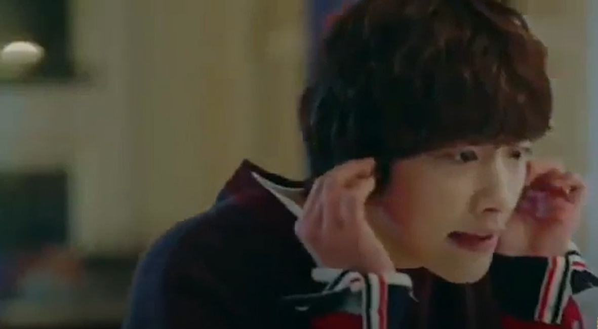 Hai người bị bỏng trong cùng một thời điểm