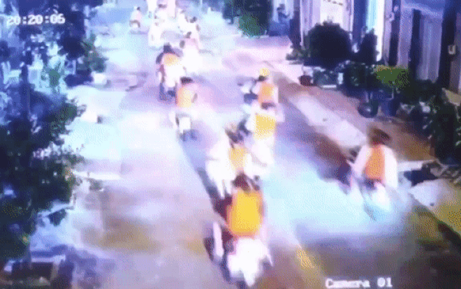 Bắt đối tượng cầm đầu vụ gần 200 người mặc áo cam kéo đến đập phá quán ốc ở Sài Gòn Ảnh 2