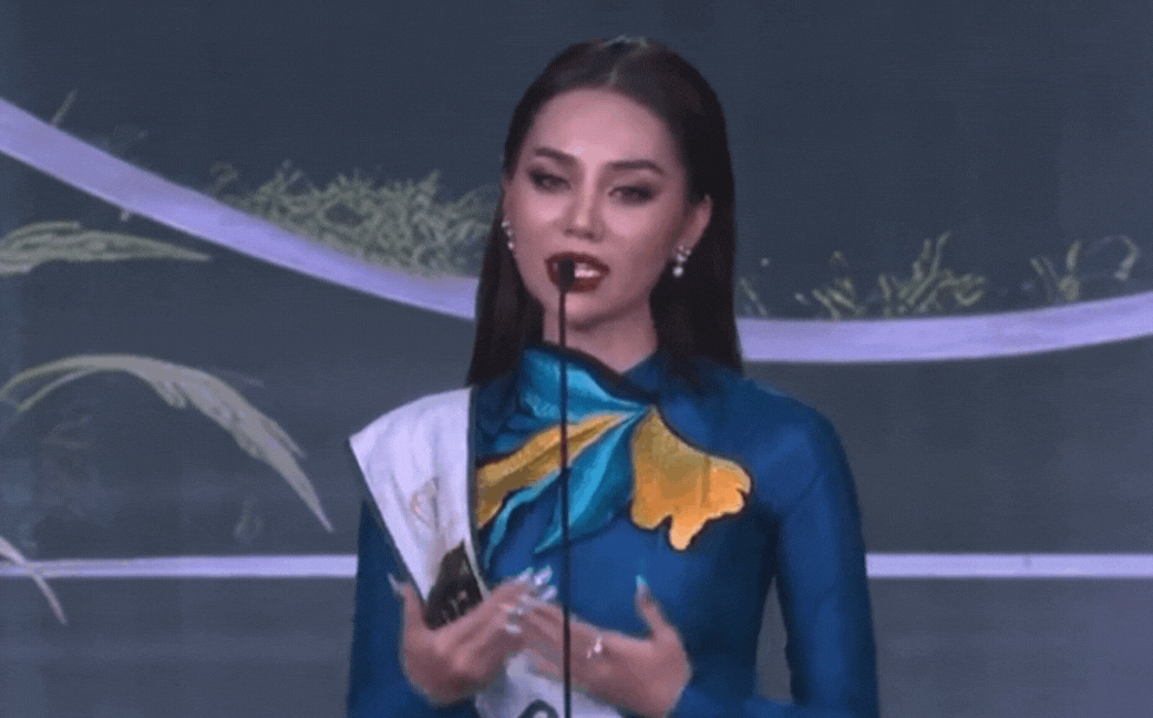 Được nhắc hết giờ, TikToker triệu người theo dõi vẫn thản nhiên thuyết trình Ảnh 2