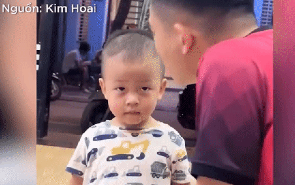 Gặp lại ba sau 1 tuần xa cách, cậu bé có hành động khiến dân tình 'đốn tim' Ảnh 2