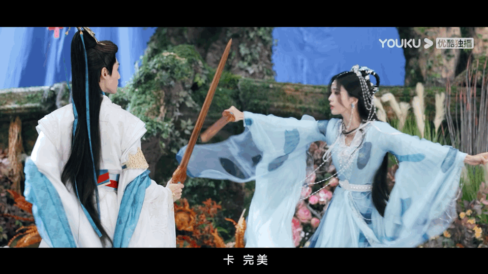 La Vân Hi chính thức công khai hẹn hò cùng chị gái Bạch Lộc Ảnh 1