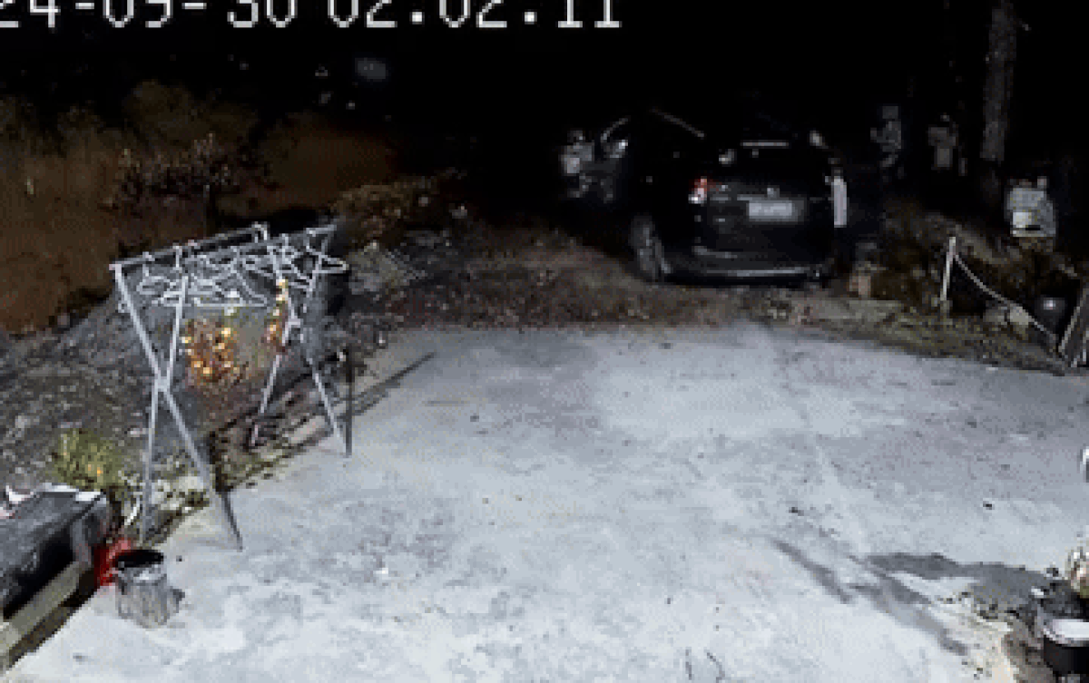 Chồng vội đưa vợ đi sinh, camera ghi lại diễn biến 'dở khóc dở cười' Ảnh 2