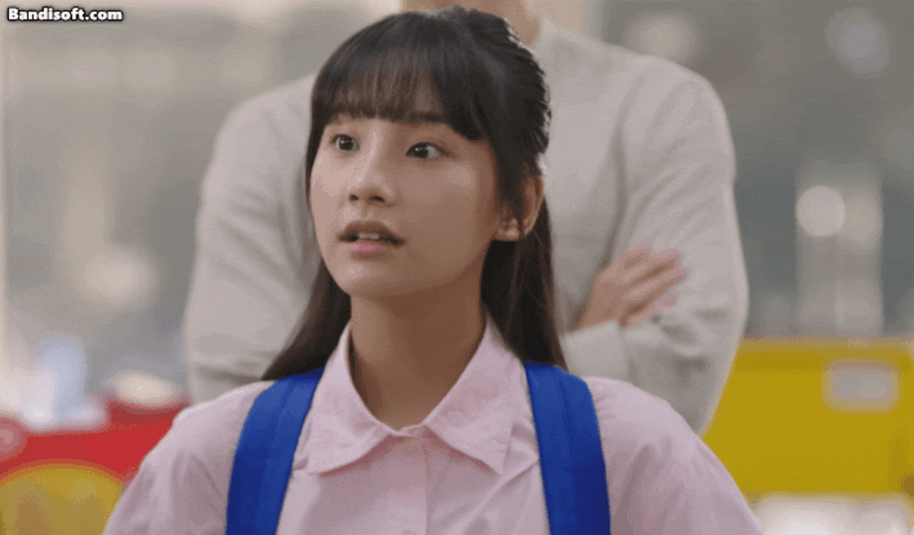 Đi Giữa Trời Rực Rỡ bị tẩy chay vì quảng cáo lộ liễu, netizen mỉa mai 'phim nhạt nên cần nước mắm' Ảnh 2