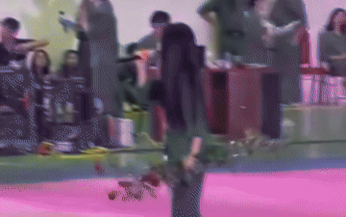 Học quân sự, nữ sinh gây sốt khi khoe giọng hát trong treo cùng nhan sắc khả ái Ảnh 2