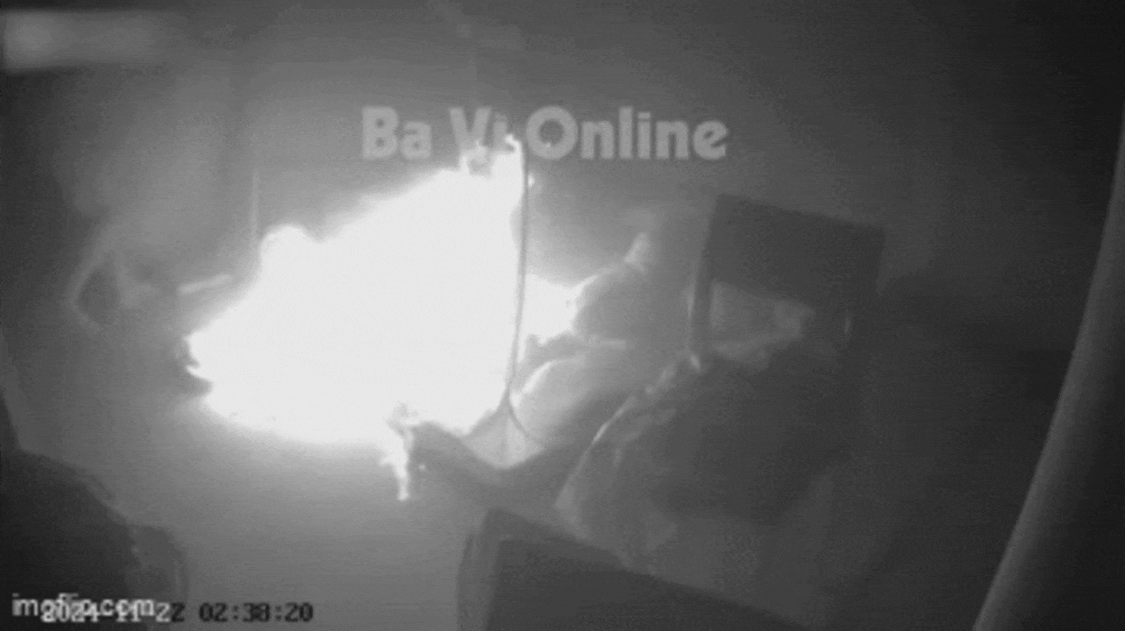 Chập điện cháy lan trong phòng ngủ, bé gái hoảng sợ hét lớn Ảnh 2