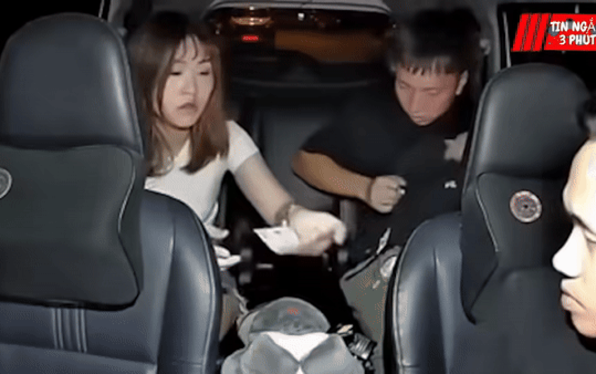 Phát hiện khách nước ngoài trả nhầm số tiền lớn, tài xế có hành động ngỡ ngàng Ảnh 2